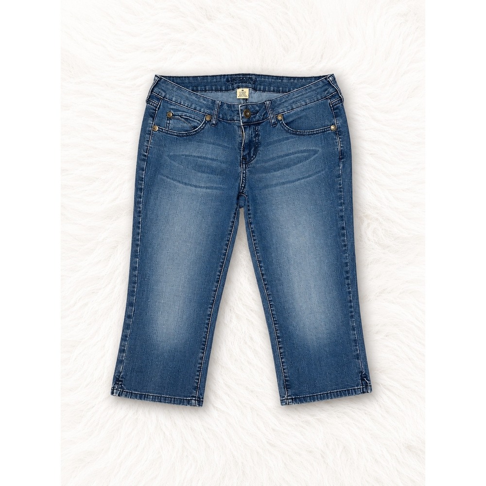 Arizona Jean Co Juniors Size 9 Stretch Denim Capri Jeans Medium Wash Y2K Casual
